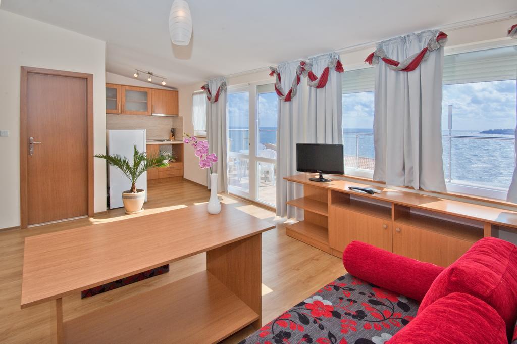Семеен Хотел Бриз Sozopol Eksteriør billede