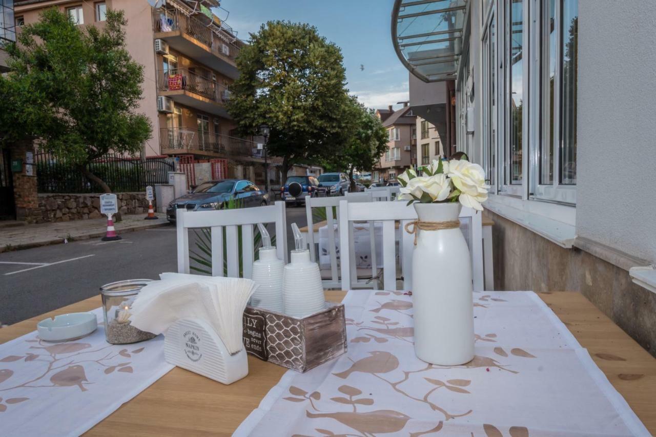 Семеен Хотел Бриз Sozopol Eksteriør billede